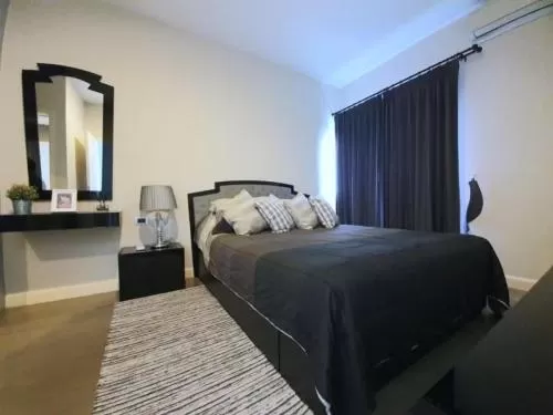 ขายคอนโด  เดอะ เครสท์ สุขุมวิท 34 BTS-ทองหล่อ คลองตัน เขต คลองเตย กรุงเทพ CX-21398