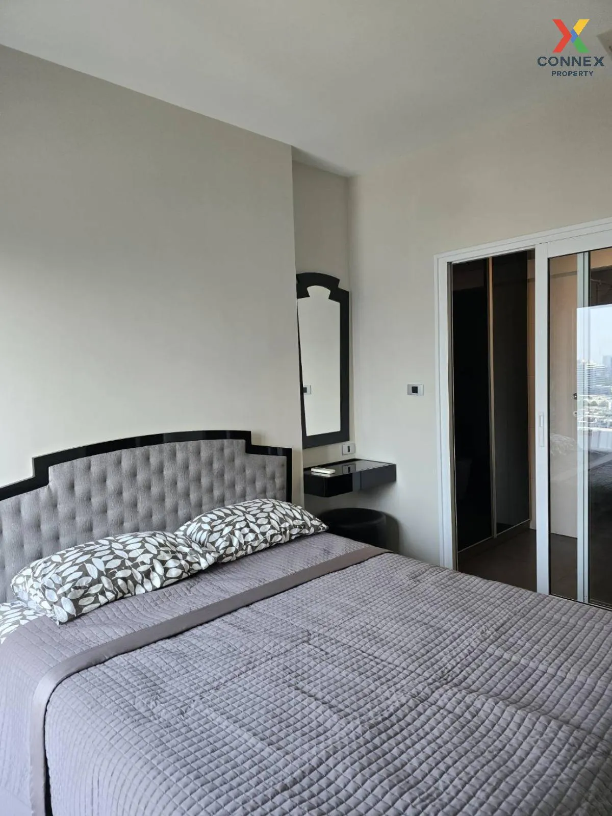 FOR RENT condo , The Crest Sukhumvit 34 , BTS-Thong Lo , Khlong T