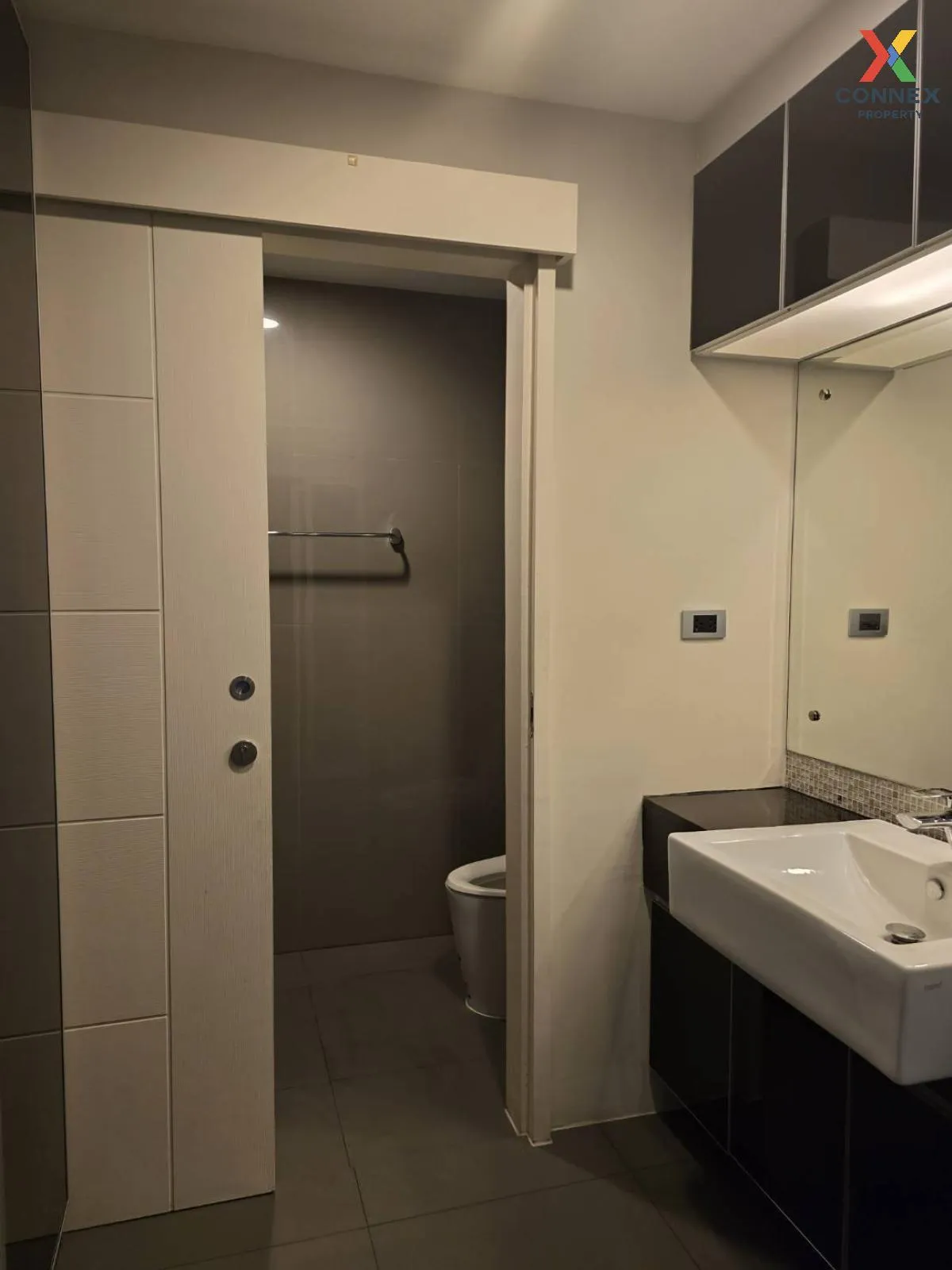 FOR RENT condo , The Crest Sukhumvit 34 , BTS-Thong Lo , Khlong T