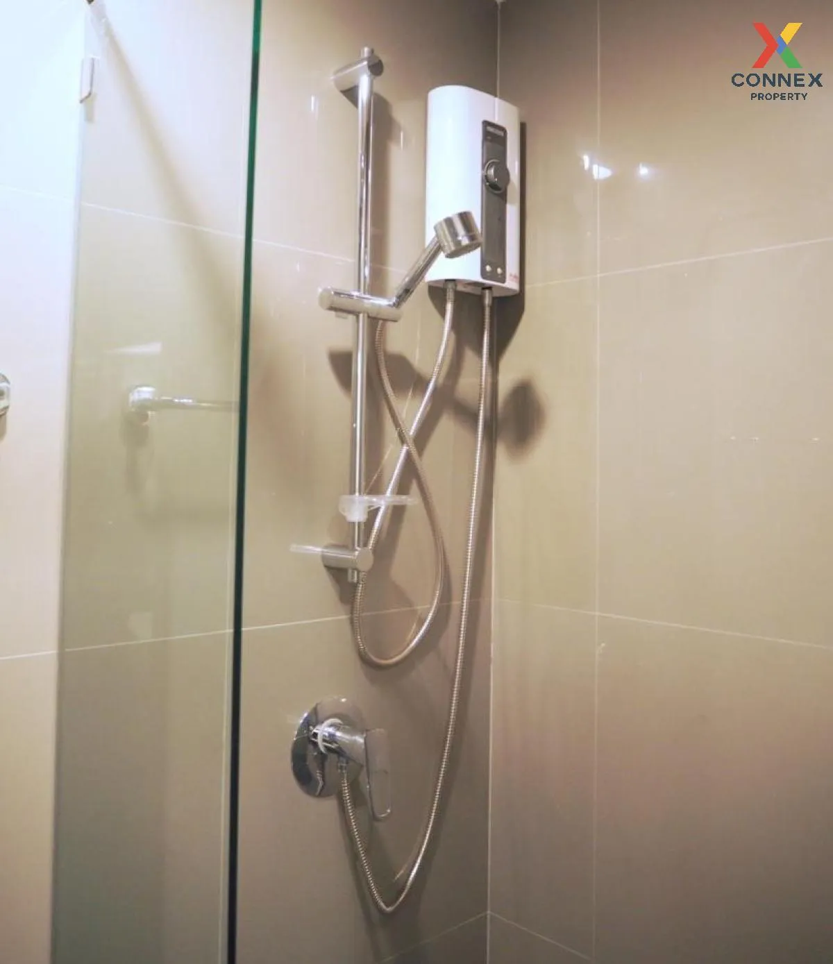 FOR RENT condo , The Crest Sukhumvit 34 , BTS-Thong Lo , Khlong T FOR RENT condo , The Crest Sukhumvit 34 , BTS-Thong Lo , Khlong T