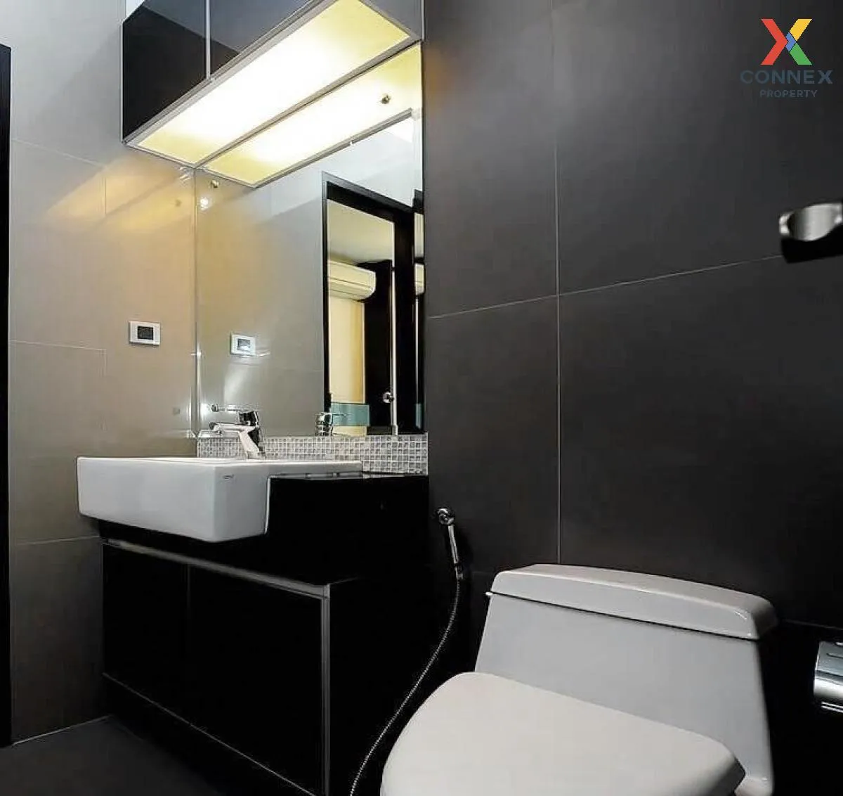 FOR RENT condo , The Crest Sukhumvit 34 , BTS-Thong Lo , Khlong T 4