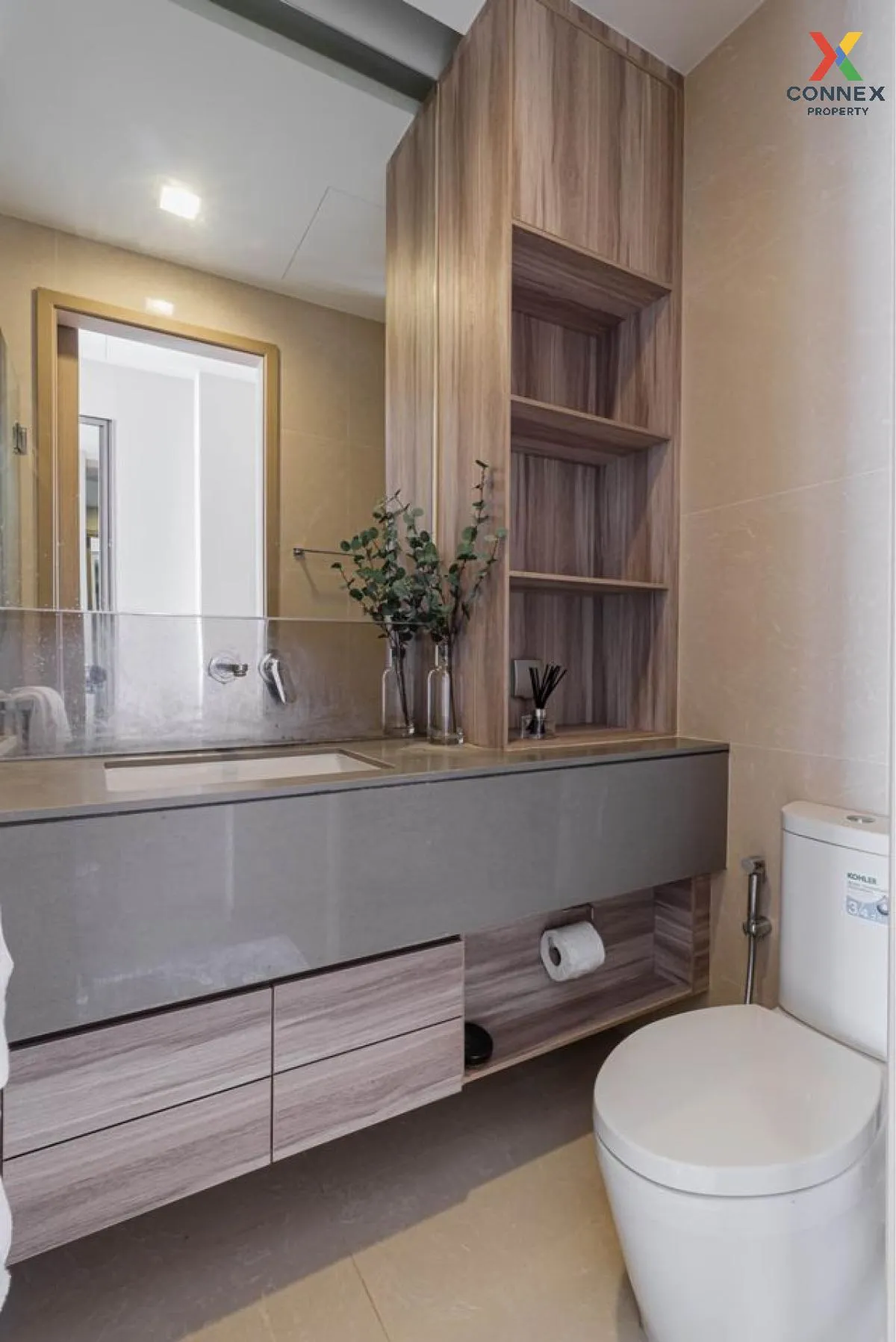 For Sale Condo , The Esse Asoke , nice view , high floor , corner For Sale Condo , The Esse Asoke , nice view , high floor , corner