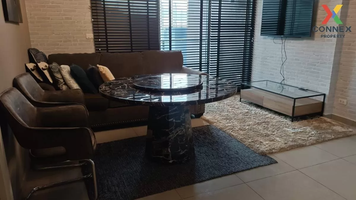 FOR SALE condo , The Lofts Ekkamai , BTS-Ekkamai , Phra Khanong N 1