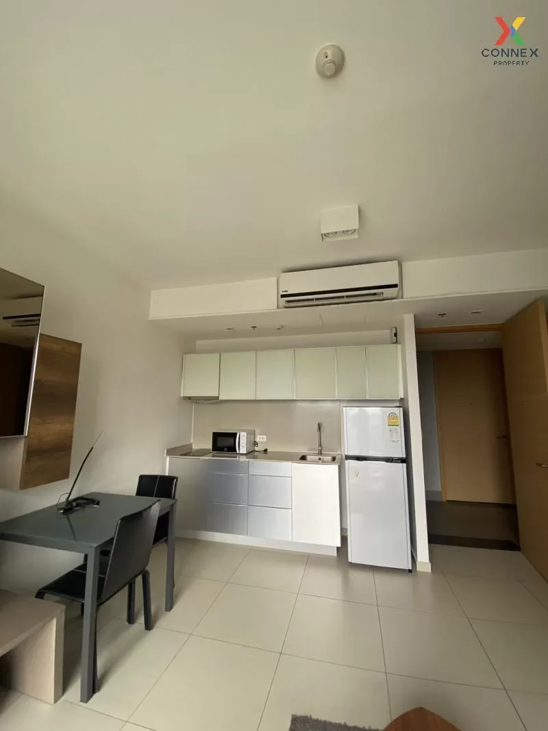FOR RENT condo , The Lofts Ekkamai , BTS-Ekkamai , Phra Khanong N 4