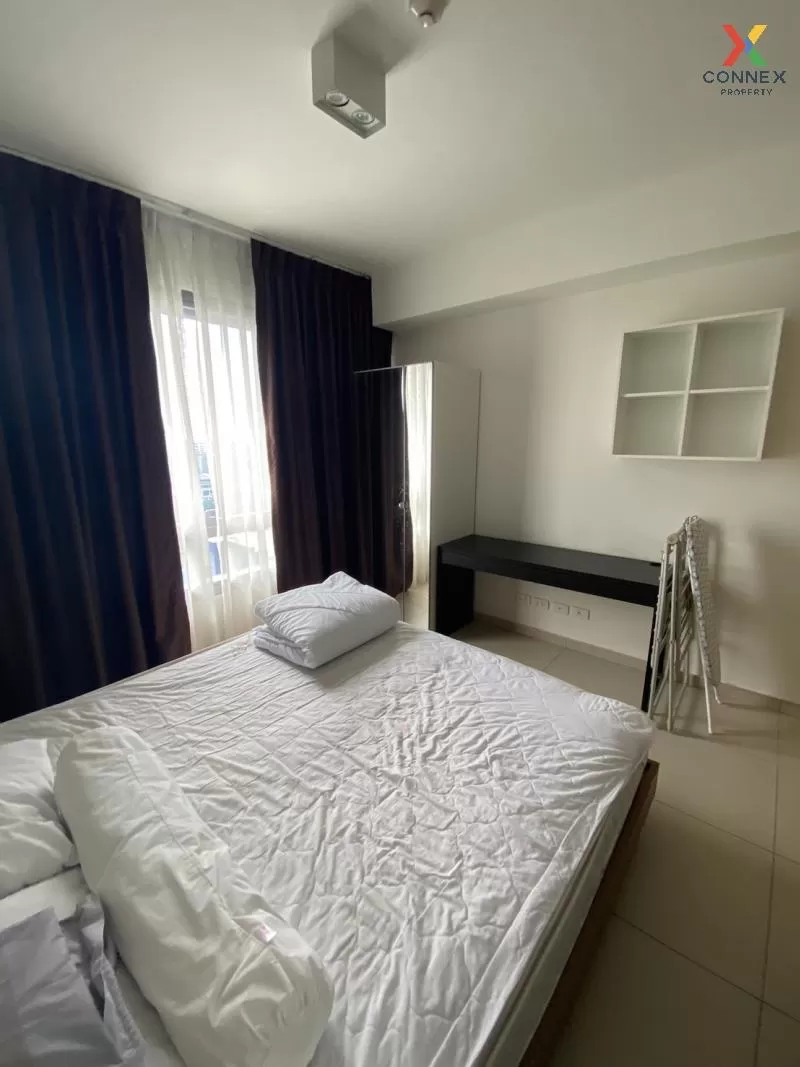 FOR RENT condo , The Lofts Ekkamai , BTS-Ekkamai , Phra Khanong N