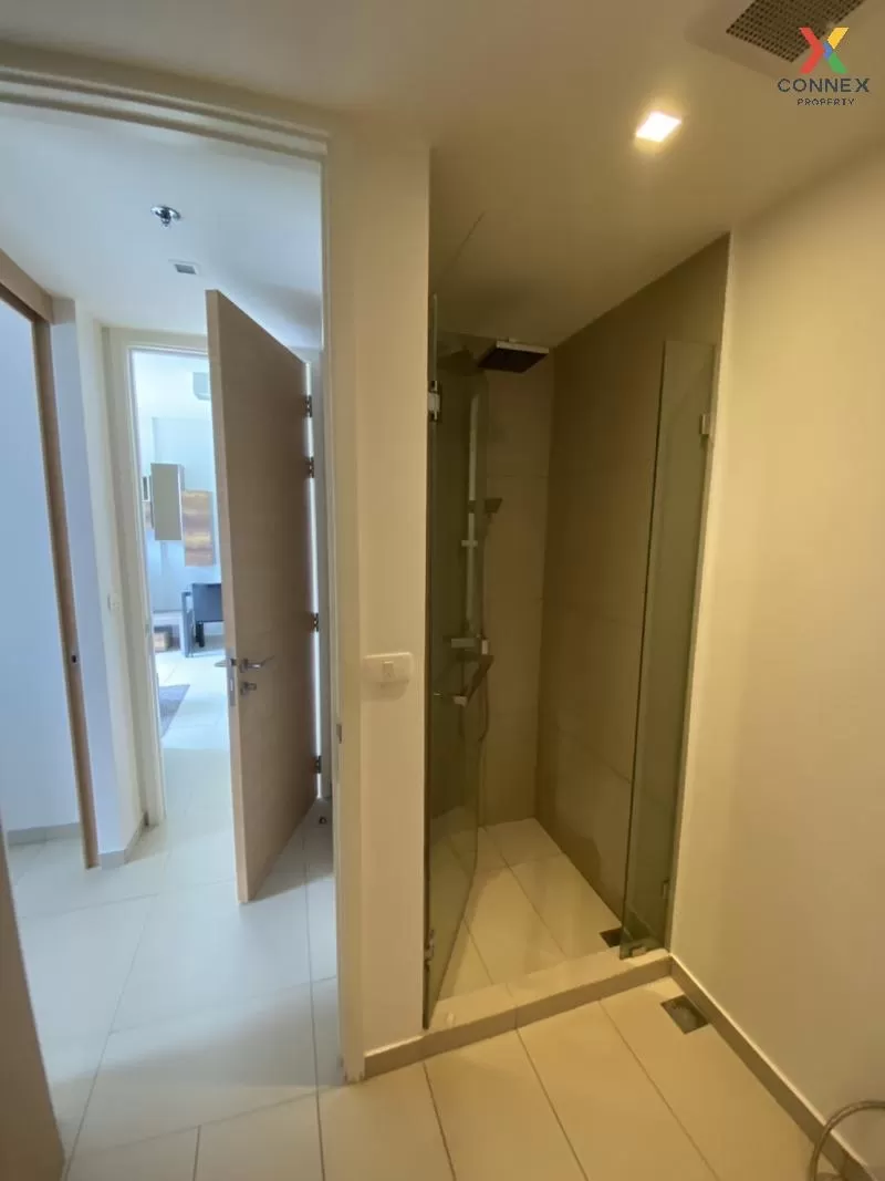 FOR RENT condo , The Lofts Ekkamai , BTS-Ekkamai , Phra Khanong N