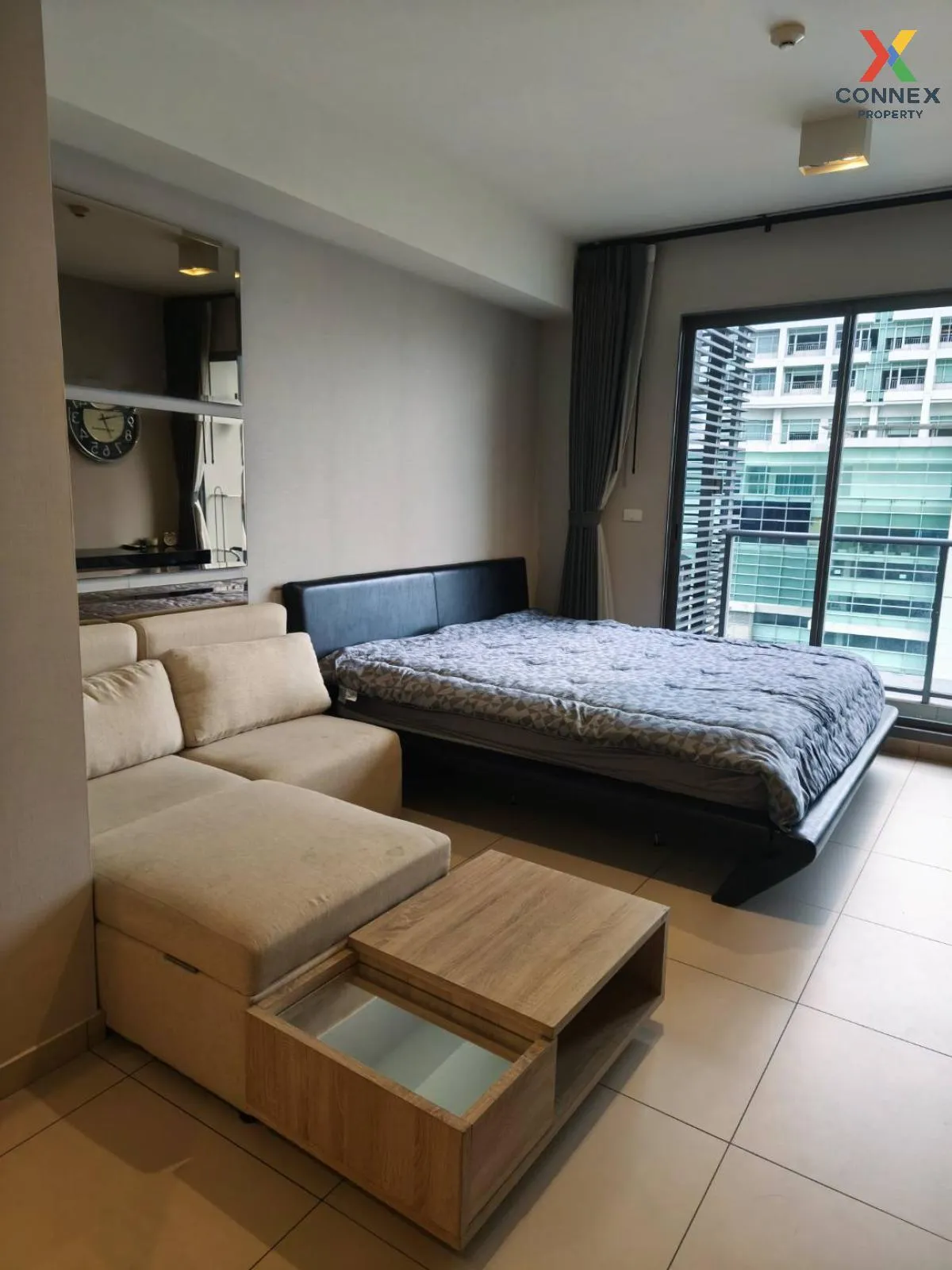 FOR RENT condo , The Lofts Ekkamai , BTS-Ekkamai , Phra Khanong N 1