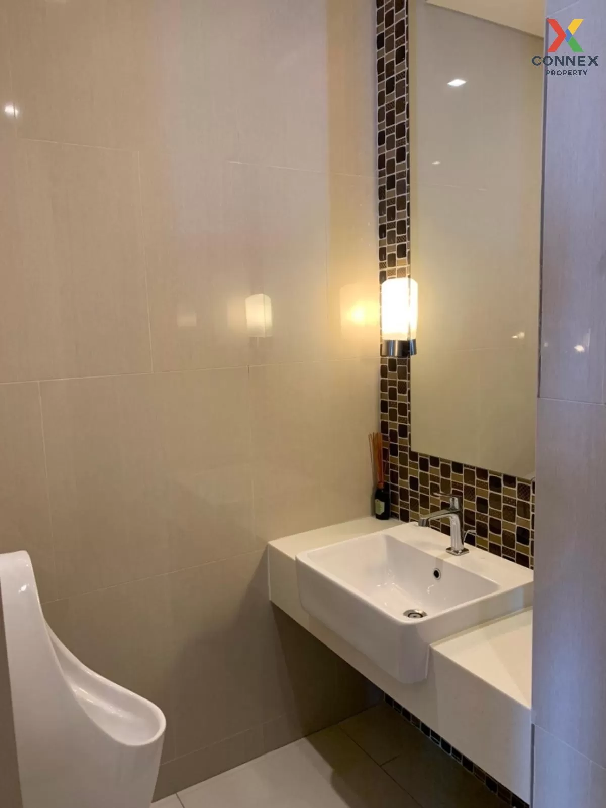 เช่าคอนโด  เดอะ ลุมพินี 24 BTS-พร้อมพงษ์ คลองตัน เขต คลองเตย กรุง