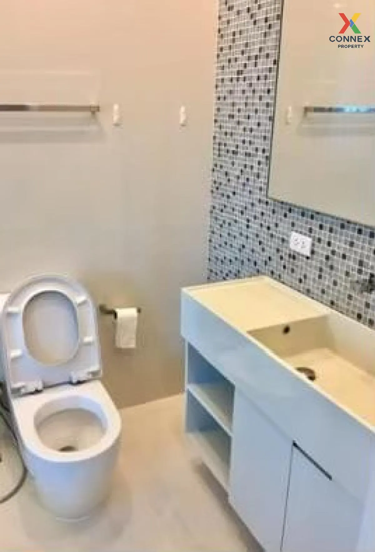 เช่าคอนโด  เดอะ รูม สุขุมวิท 21 BTS-อโศก คลองเตยเหนือ เขต วัฒนา ก