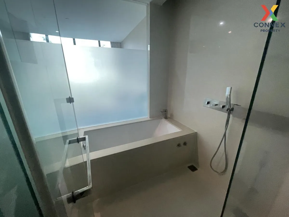 เช่าคอนโด  เดอะ รูม สุขุมวิท 21 BTS-อโศก คลองเตยเหนือ เขต วัฒนา ก