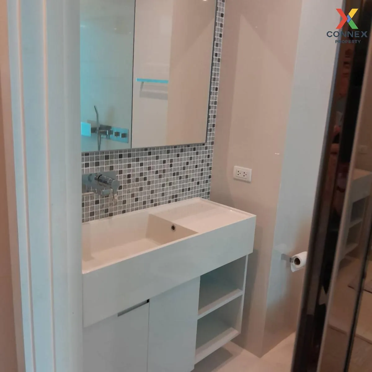 เช่าคอนโด  เดอะ รูม สุขุมวิท 21 BTS-อโศก คลองเตยเหนือ เขต วัฒนา ก 4