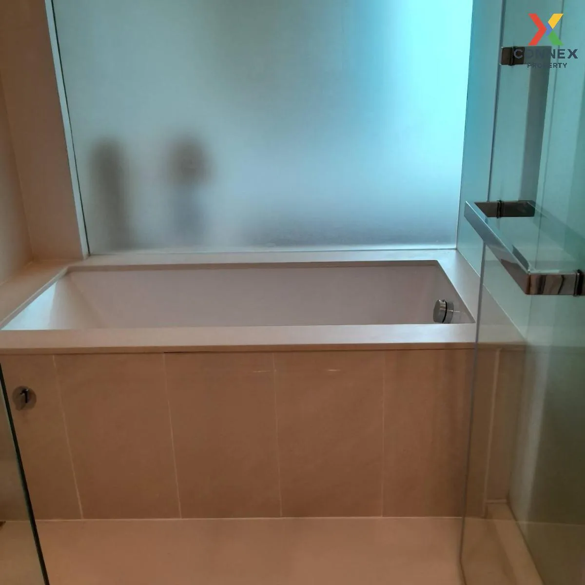 เช่าคอนโด  เดอะ รูม สุขุมวิท 21 BTS-อโศก คลองเตยเหนือ เขต วัฒนา ก