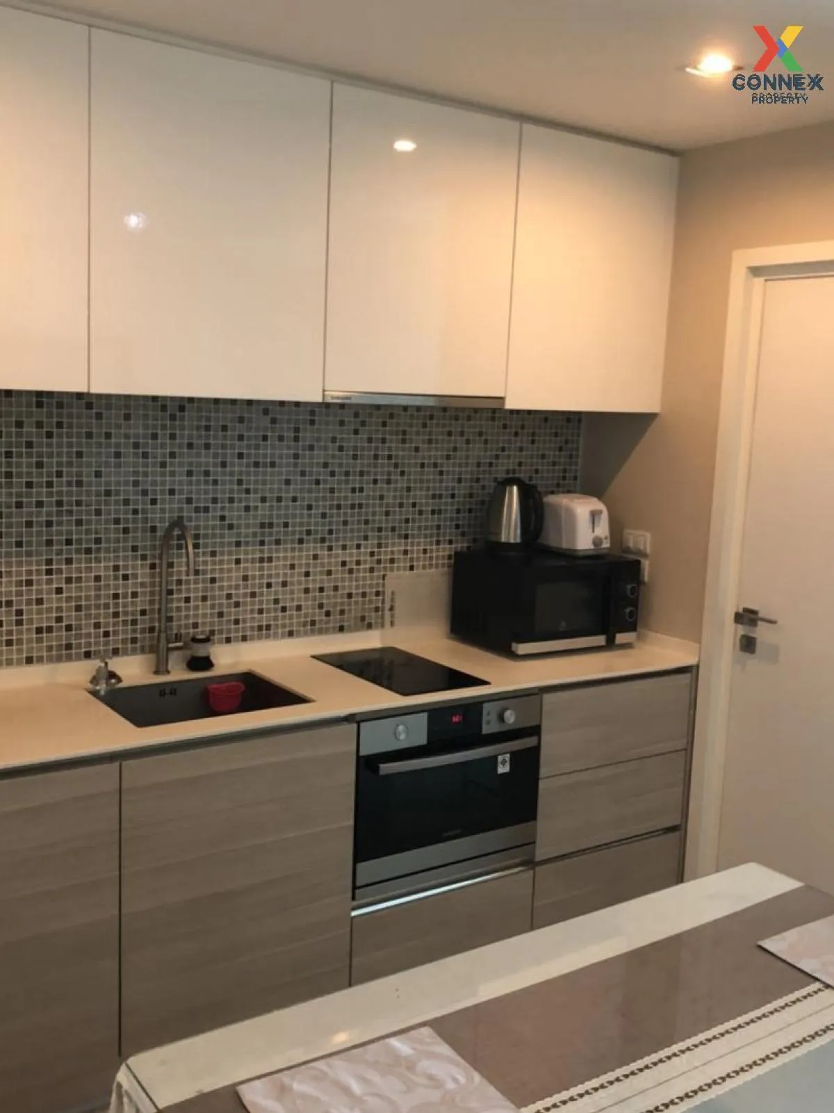 ขายคอนโด  เดอะ รูม สุขุมวิท 21 BTS-อโศก คลองเตยเหนือ เขต วัฒนา กร 3