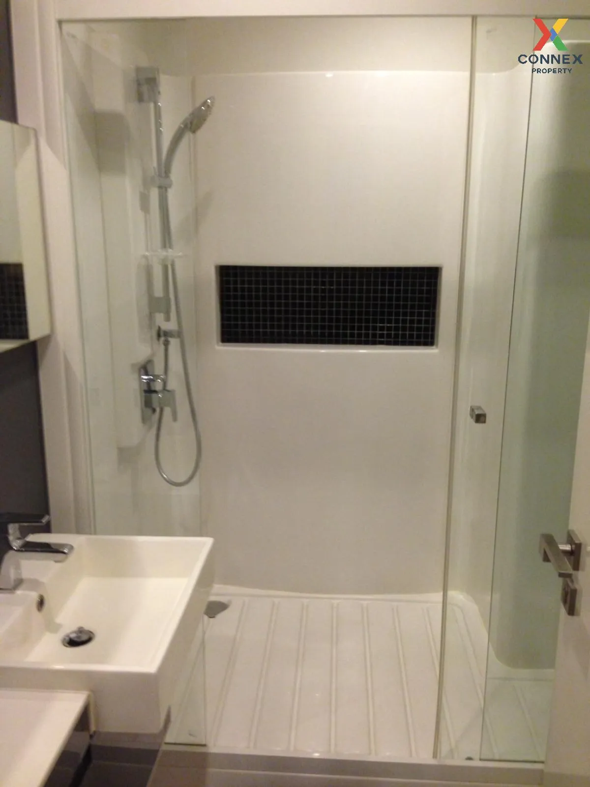 FOR RENT condo , The Room Sukhumvit 62 , BTS-Punnawithi , Bang Ch