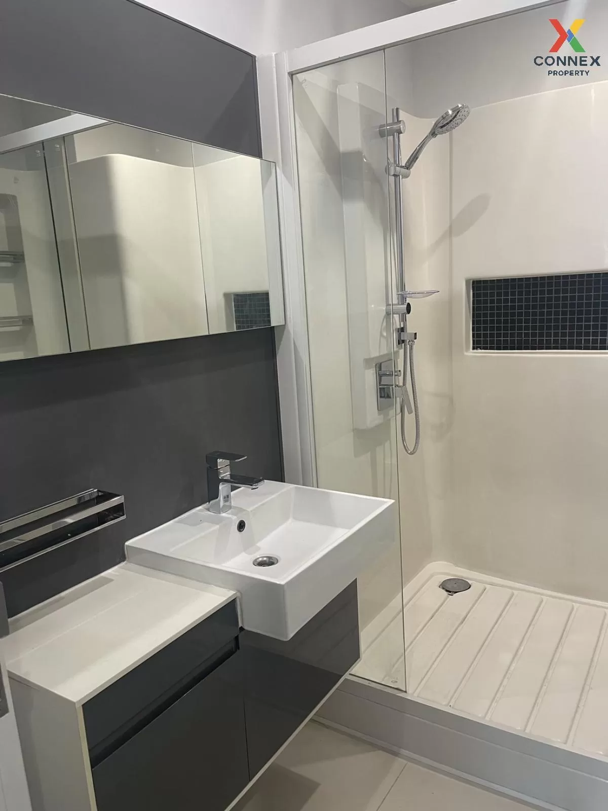 FOR RENT condo , The Room Sukhumvit 62 , BTS-Punnawithi , Bang Ch