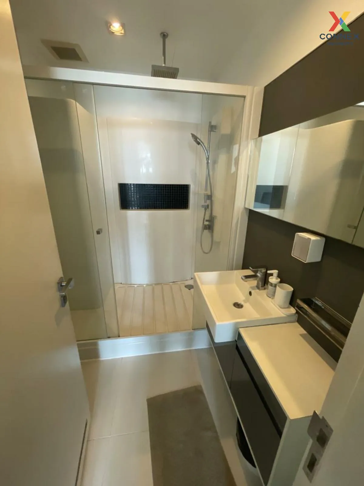 เช่าคอนโด  เดอะ รูม สุขุมวิท 62 BTS-ปุณณวิถี บางจาก เขต พระโขนง ก