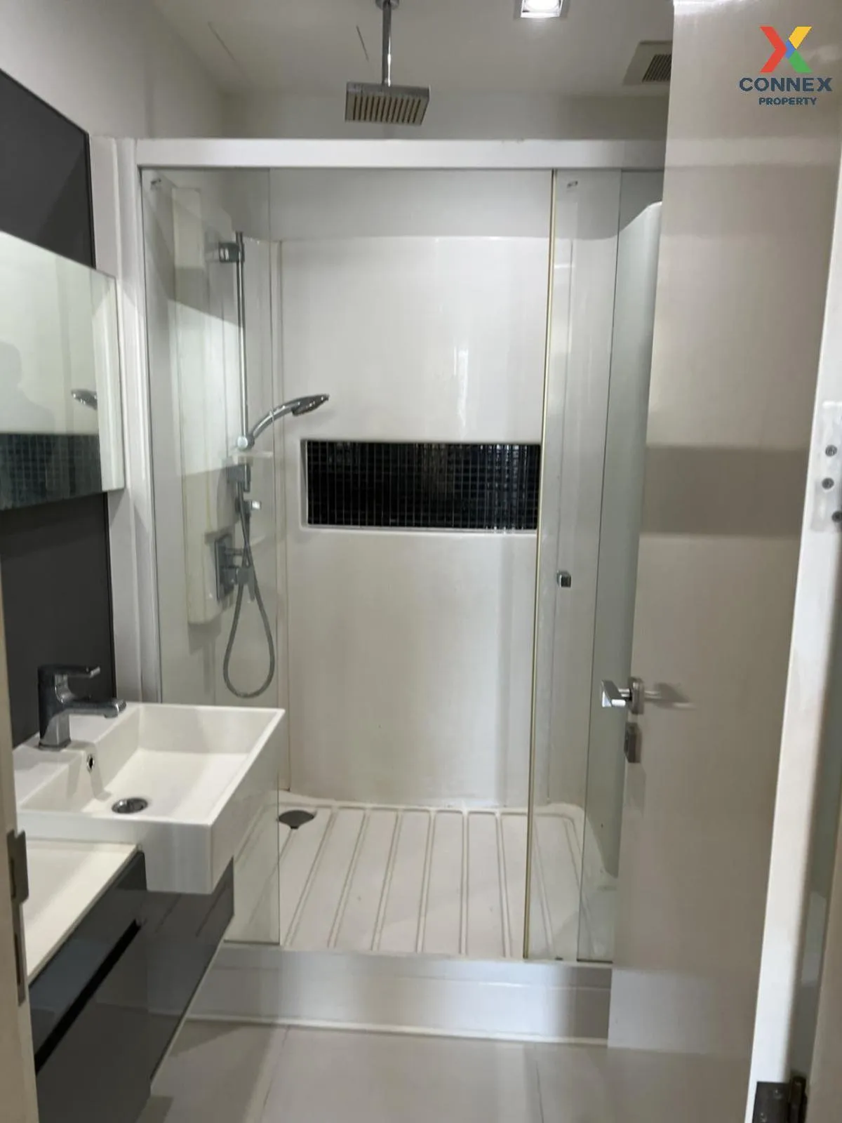 เช่าคอนโด  เดอะ รูม สุขุมวิท 62 BTS-ปุณณวิถี บางจาก เขต พระโขนง ก