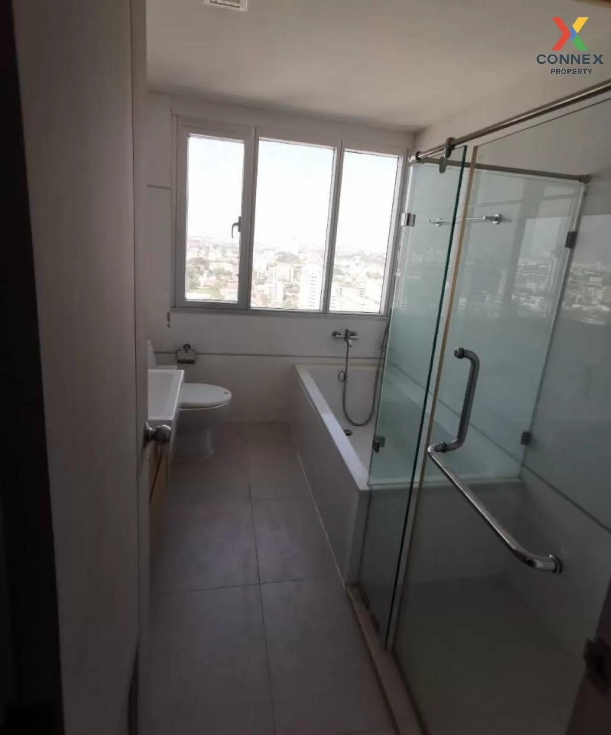 เช่าคอนโด  ทรูทองหล่อ BTS-ทองหล่อ บางกะปิ เขต ห้วยขวาง กรุงเทพ CX