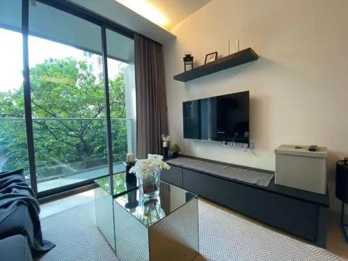 เช่าคอนโด  เวีย 49 BTS-พร้อมพงษ์ คลองตันเหนือ เขต วัฒนา กรุงเทพ CX-24221