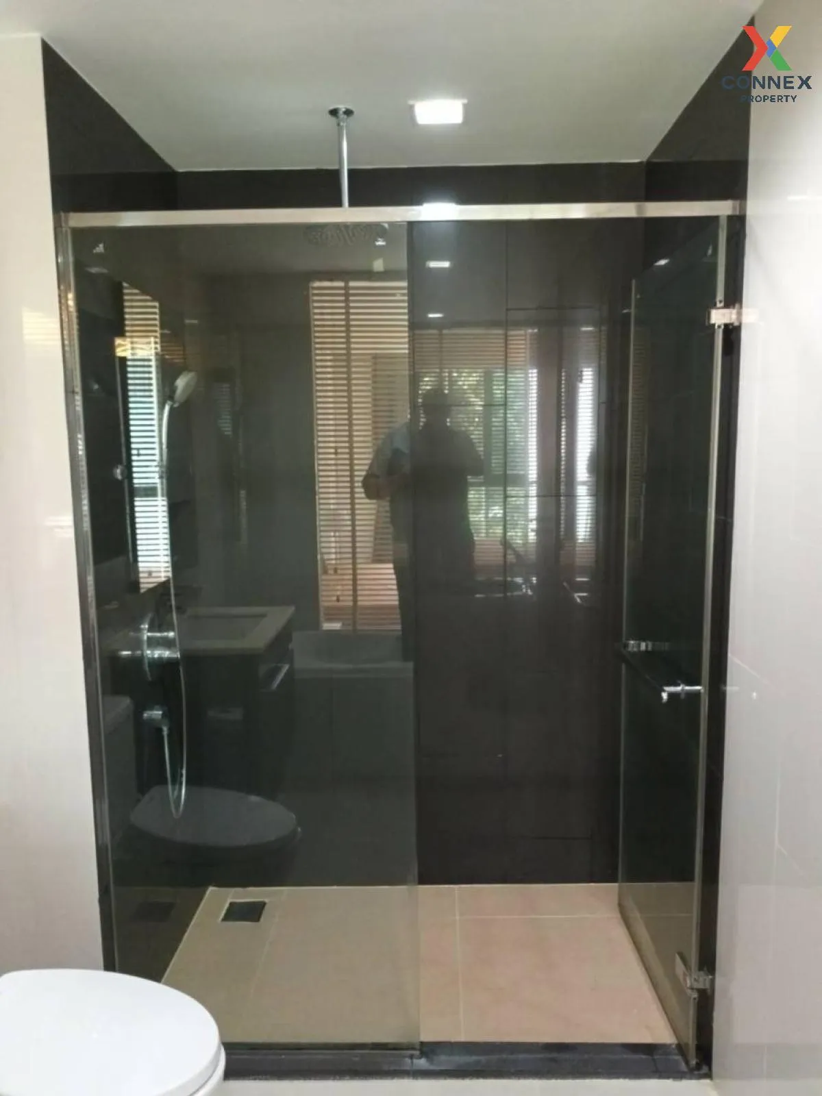 เช่าคอนโด  เวีย 49 BTS-พร้อมพงษ์ คลองตันเหนือ เขต วัฒนา กรุงเทพ C