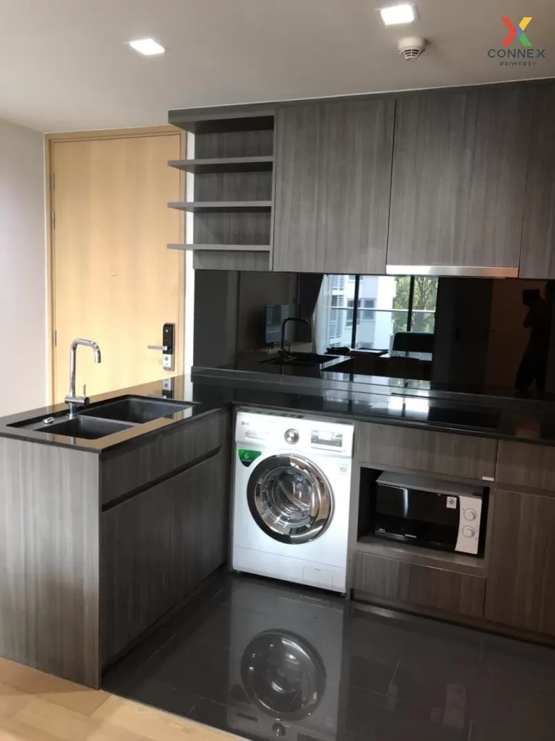 FOR RENT condo , Via 49 , BTS-Phrom Phong , Khlong Tan Nuea , Wat 3