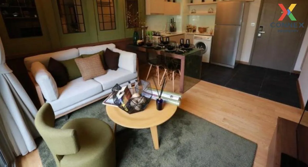 FOR RENT condo , Via Botani , BTS-Phrom Phong , Khlong Toei Nuea  1