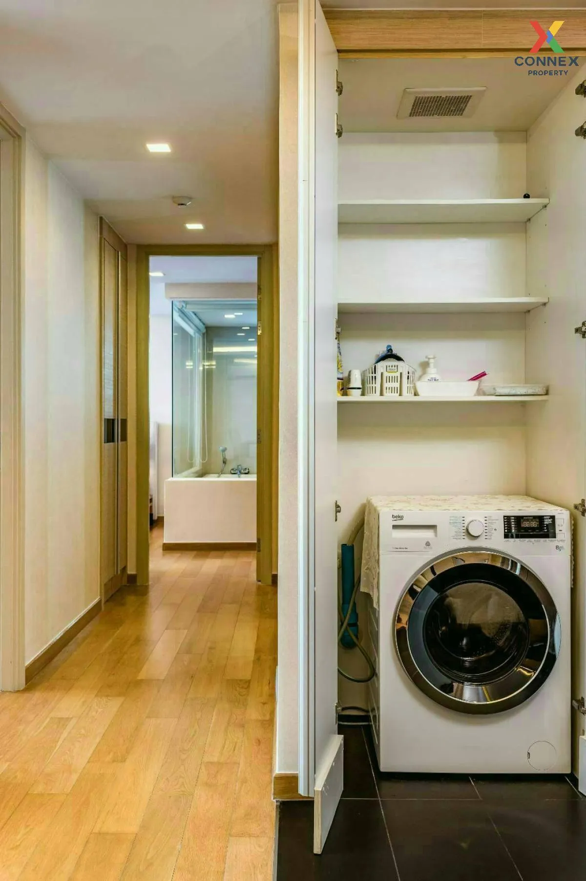 For Rent Condo , Via Botani , BTS-Phrom Phong , Khlong Toei Nuea 