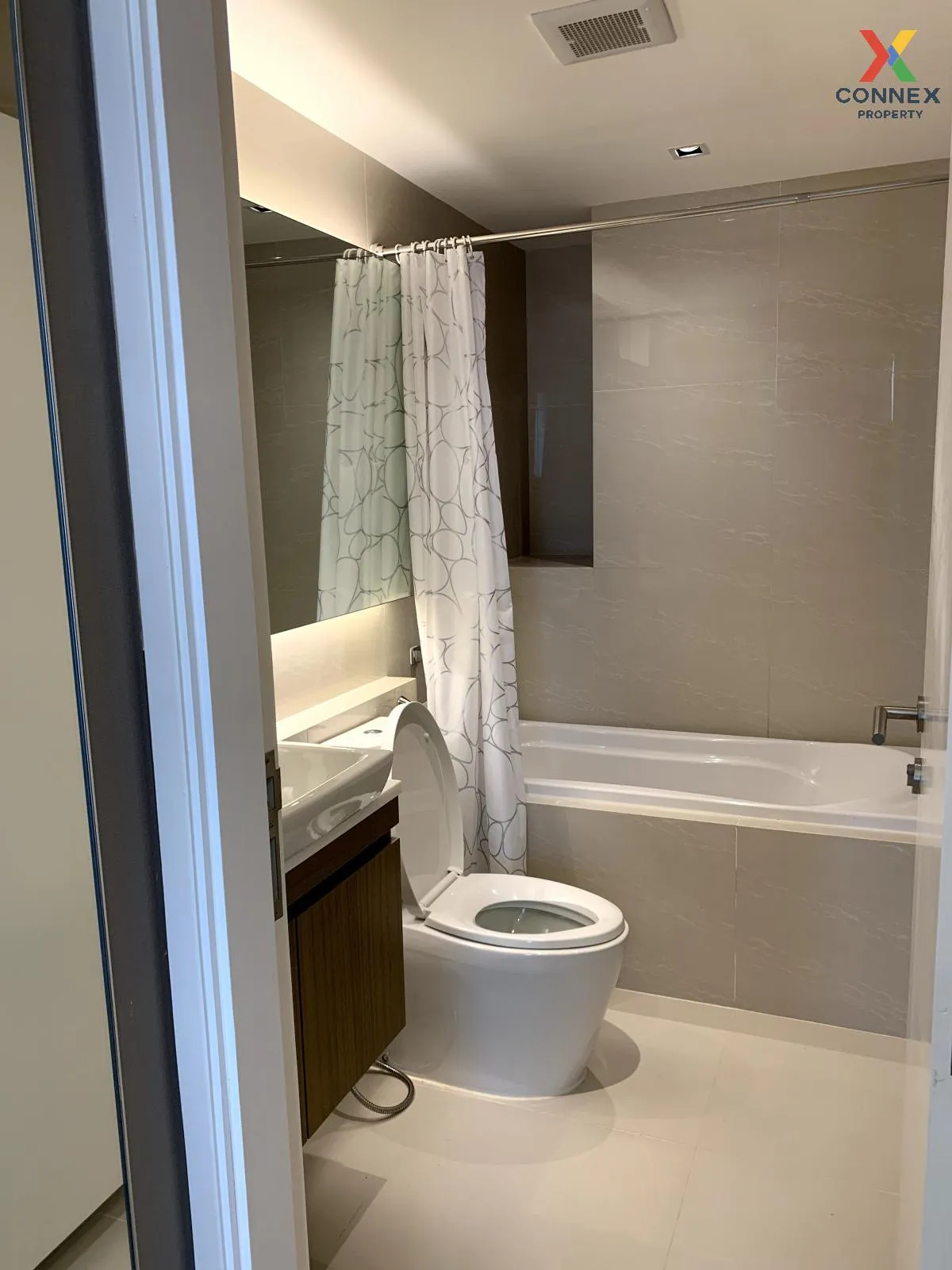 เช่าคอนโด  วีธารา สุขุมวิท 36 BTS-ทองหล่อ พระโขนง เขต คลองเตย กรุ