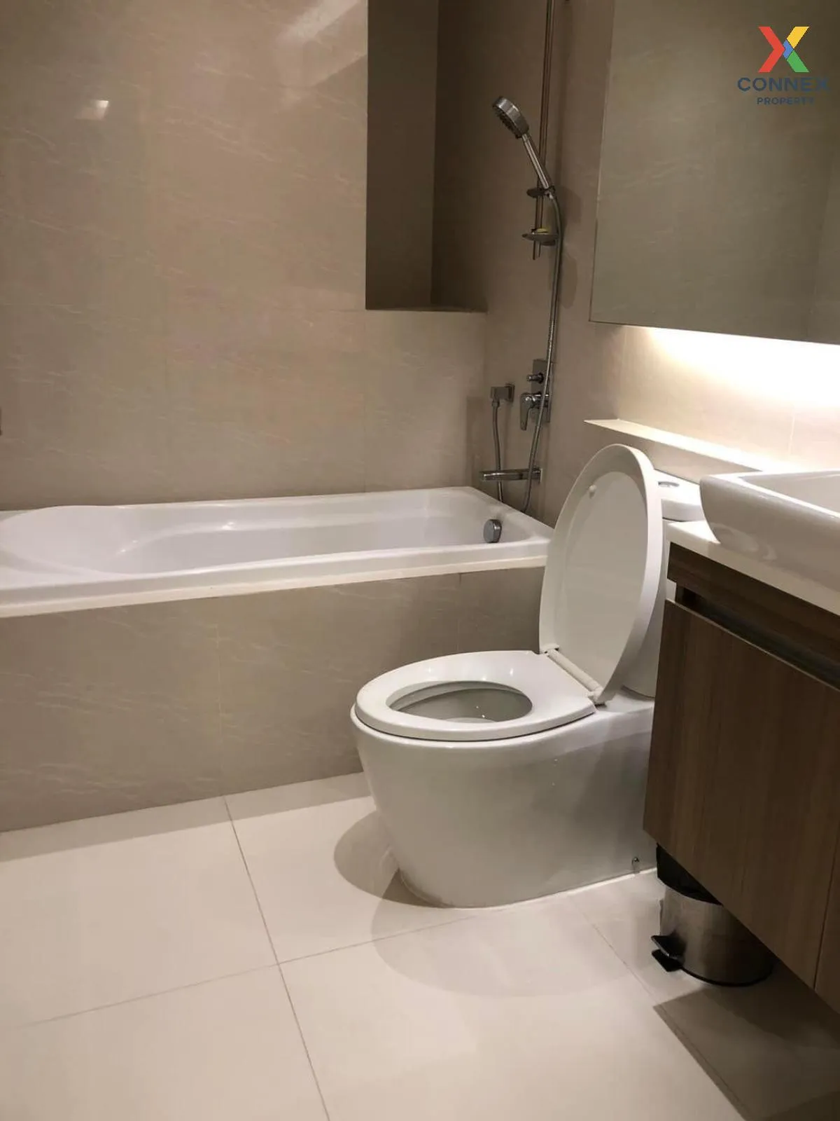FOR SALE condo , Vtara Sukhumvit 36 , BTS-Thong Lo , Phra Khanong FOR SALE condo , Vtara Sukhumvit 36 , BTS-Thong Lo , Phra Khanong