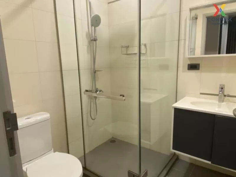 FOR RENT condo , WYNE Sukhumvit , corner unit , BTS-Phra Khanong 