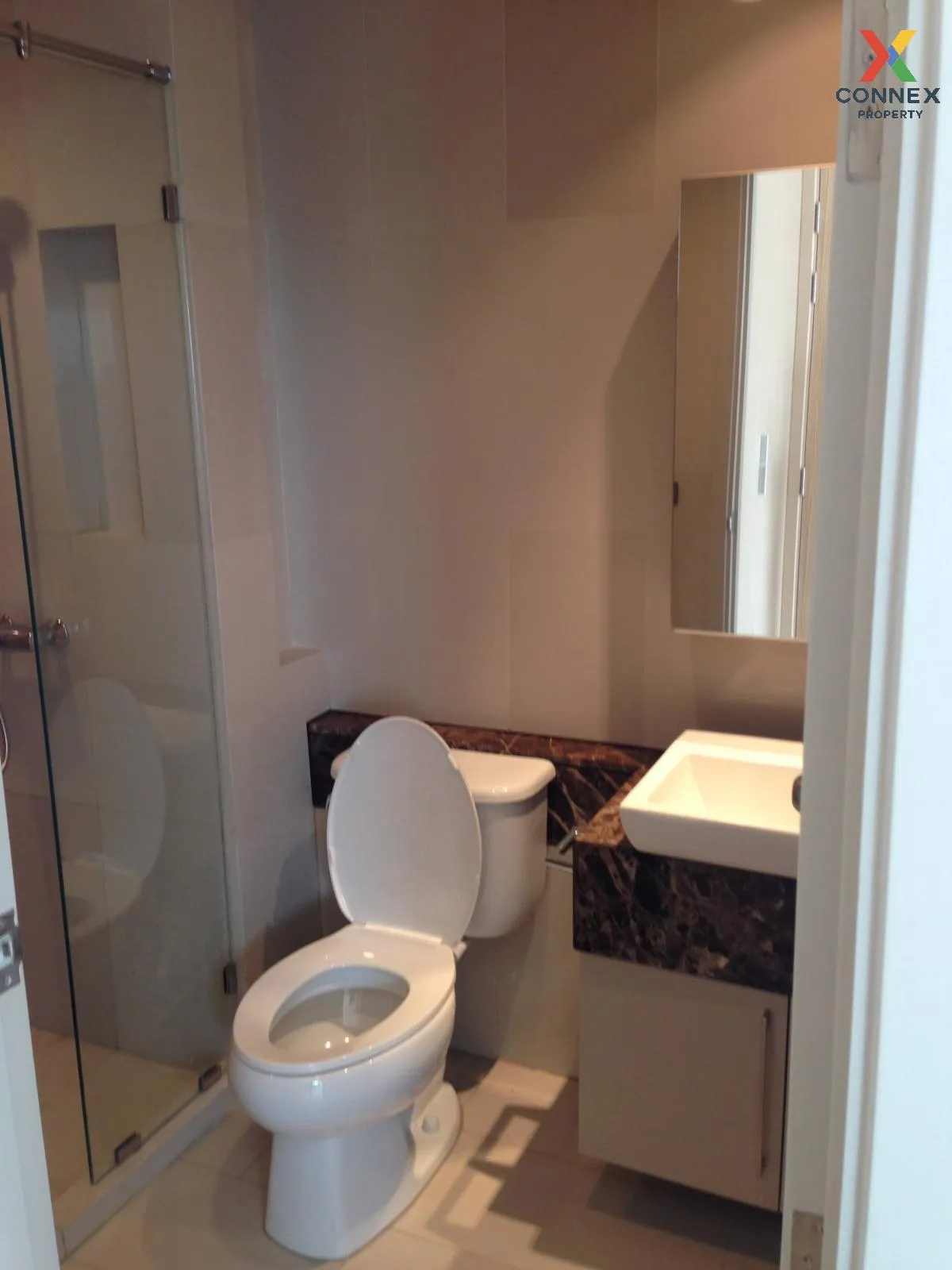 เช่าคอนโด  ฟิวส์ สาทร - ตากสิน BTS-วงเวียนใหญ่ บางลำภูล่าง เขต คล