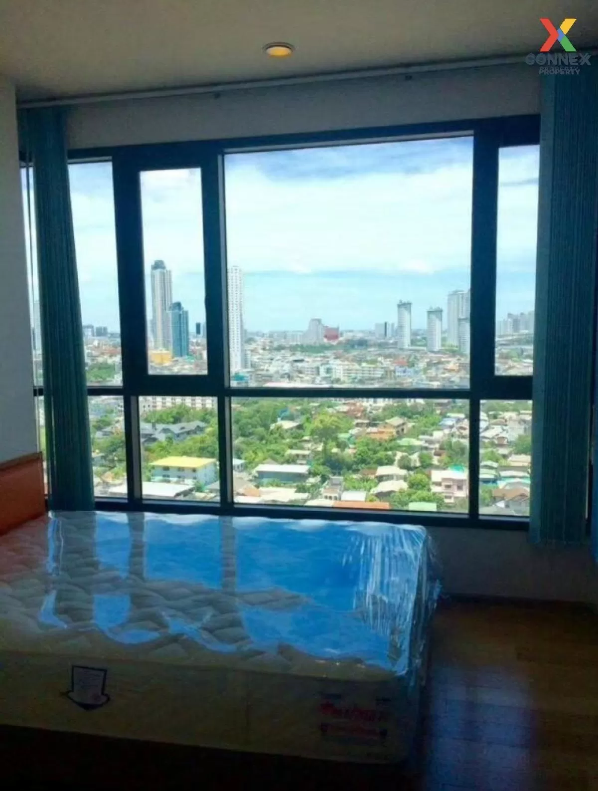 FOR RENT condo , Fuse Sathorn - Taksin , BTS-Wongwian Yai , Bang  4