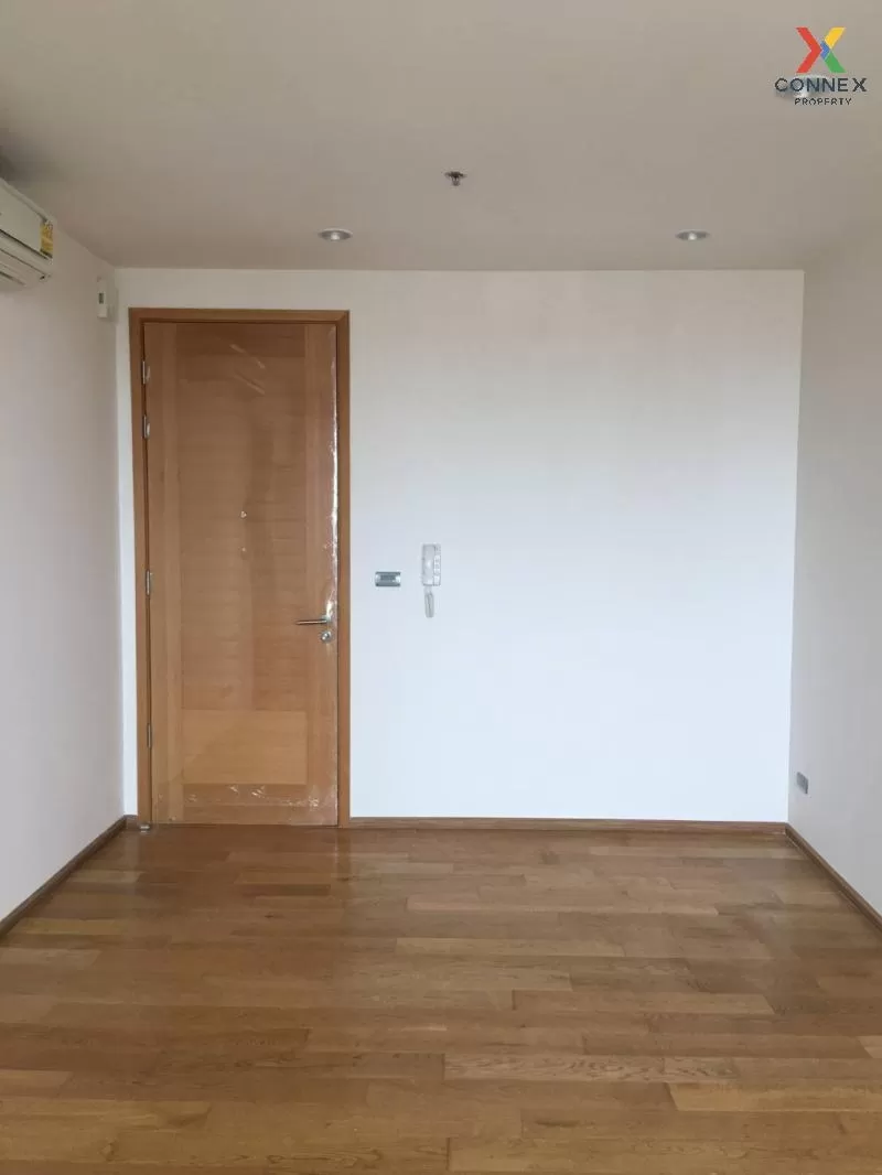 FOR SALE condo , Fuse Sathorn - Taksin , BTS-Wongwian Yai , Bang  4