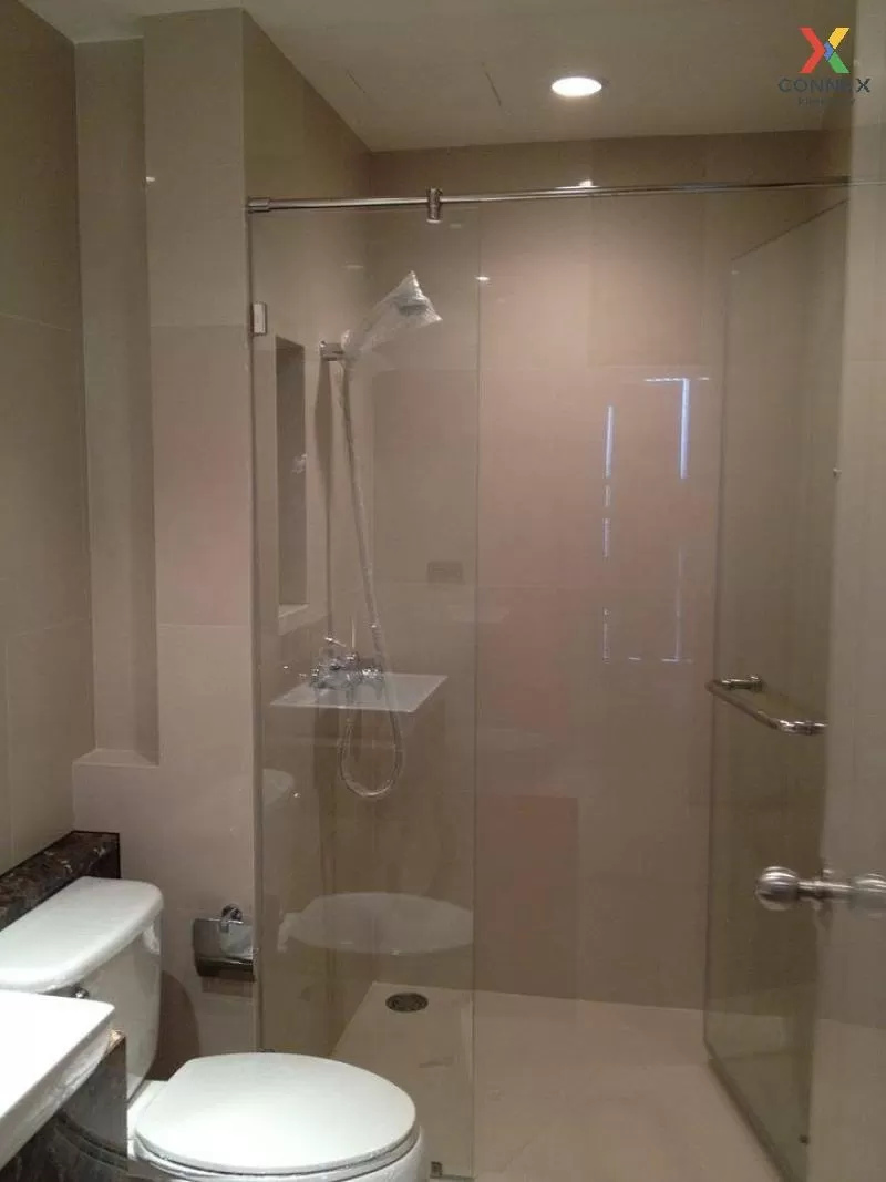 FOR SALE condo , Fuse Sathorn - Taksin , BTS-Wongwian Yai , Bang 