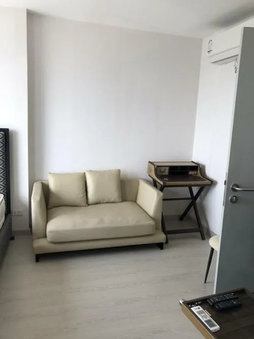 เช่าคอนโด  ไอดีโอ สาทร - ท่าพระ BTS-โพธิ์นิมิตร บุคคโล เขต ธนบุรี กรุงเทพ CX-25329