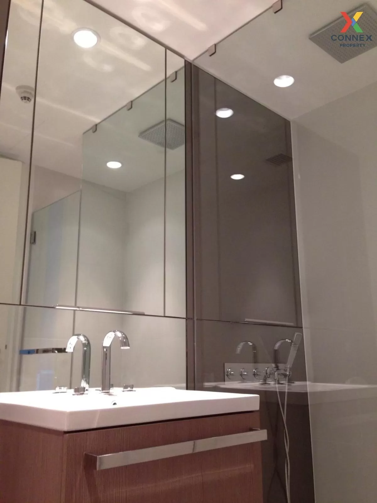 เช่าคอนโด  185 ราชดำริ BTS-สถานีราชดำริ ลุมพินี เขต ปทุมวัน กรุงเ