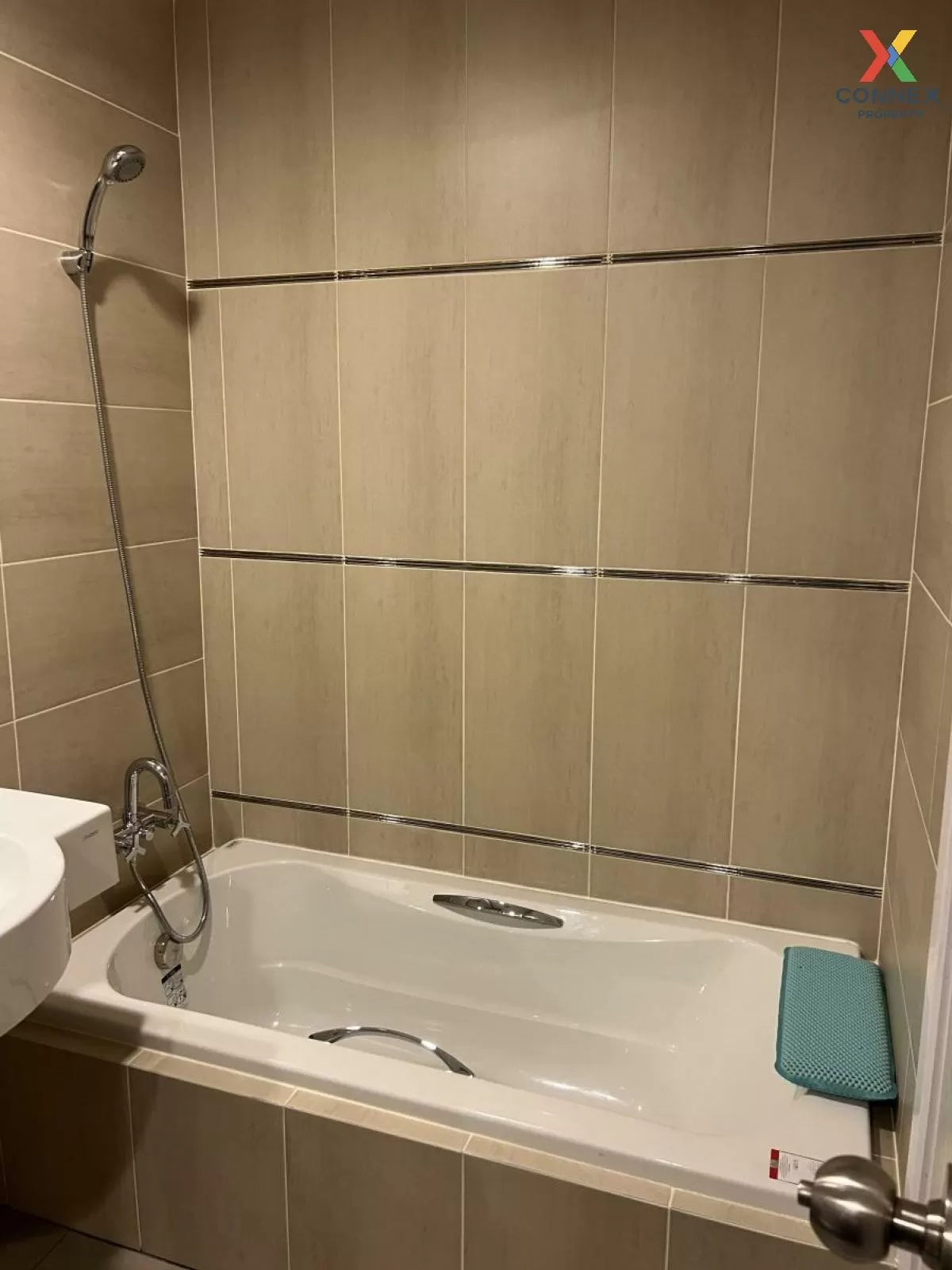 FOR RENT condo , Centric Sathorn - St.Louis , BTS-Saint Louis , Y