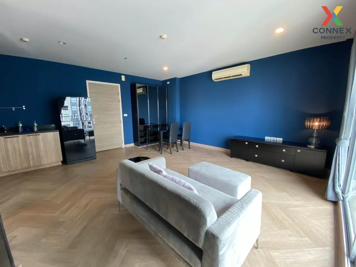 For Sale Condo , Hive Taksin , BTS-Wongwian Yai , Khlong Ton Sai  1