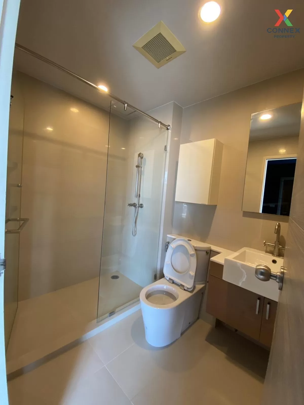For Sale Condo , Hive Taksin , BTS-Wongwian Yai , Khlong Ton Sai 