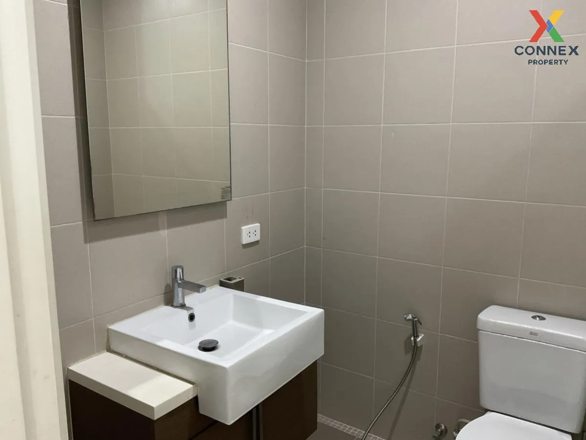 FOR RENT condo , Hive Sathorn , BTS-Krung Thon Buri , Khlong Ton 