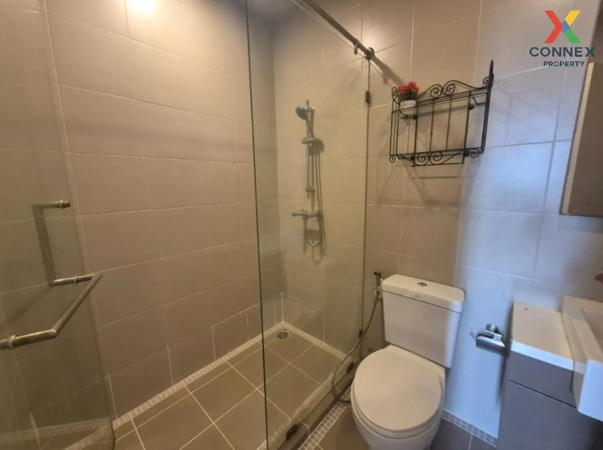 FOR RENT condo , Hive Sathorn , BTS-Krung Thon Buri , Khlong Ton 