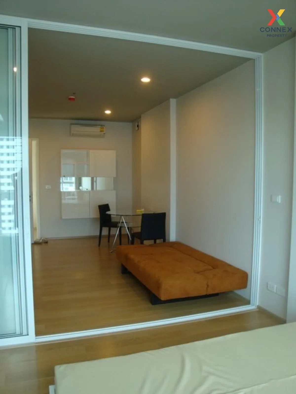 FOR RENT condo , Hive Sathorn , BTS-Krung Thon Buri , Khlong Ton  1