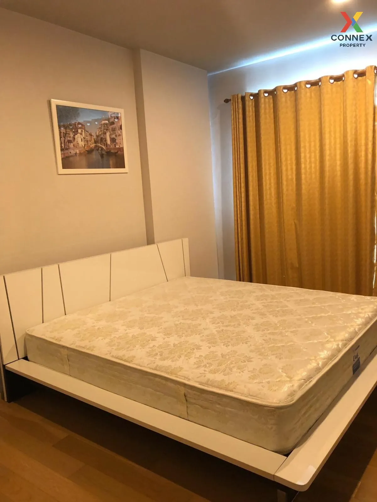 เช่าคอนโด  ไฮฟ์ สาทร BTS-กรุงธนบุรี คลองต้นไทร เขต คลองสาน กรุงเท