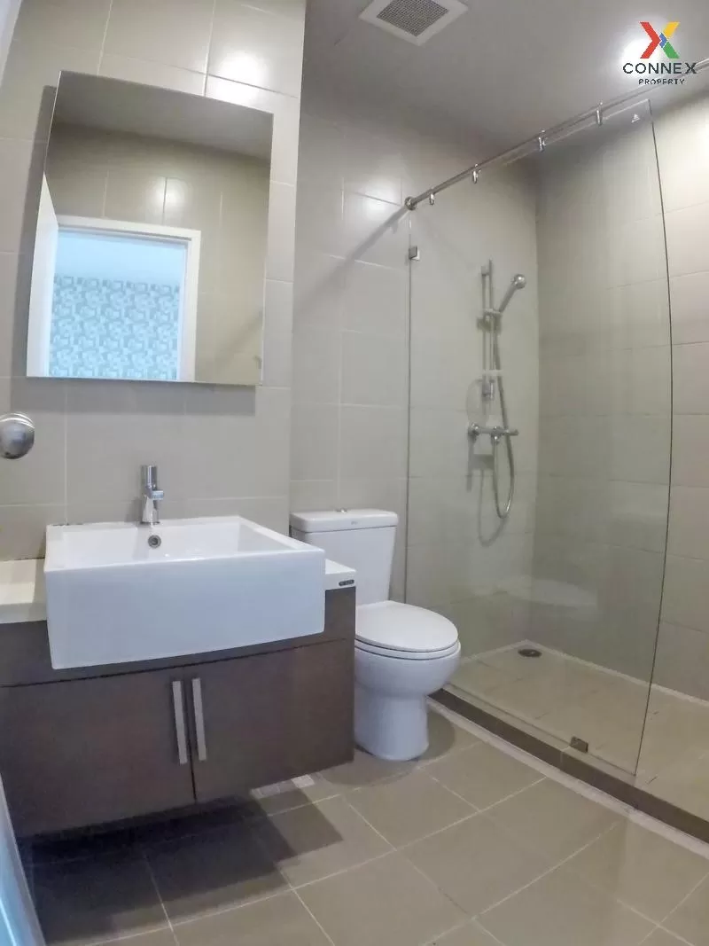 เช่าคอนโด  ไฮฟ์ สาทร BTS-กรุงธนบุรี คลองต้นไทร เขต คลองสาน กรุงเท