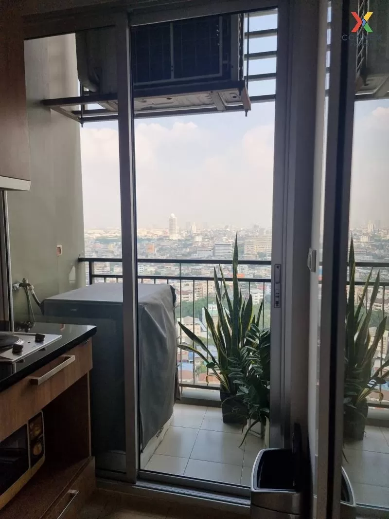 เช่าคอนโด  ไฮฟ์ สาทร BTS-กรุงธนบุรี คลองต้นไทร เขต คลองสาน กรุงเท