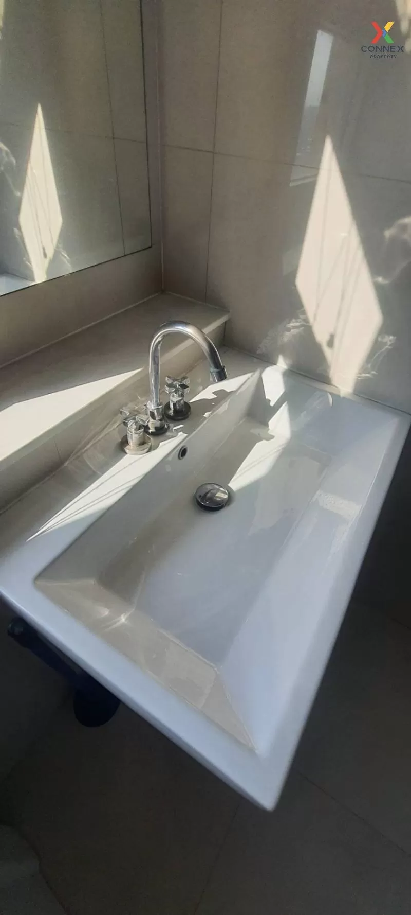 FOR RENT condo , Ivy sathorn 10 , BTS-Chong Nonsi , Silom , Bang 