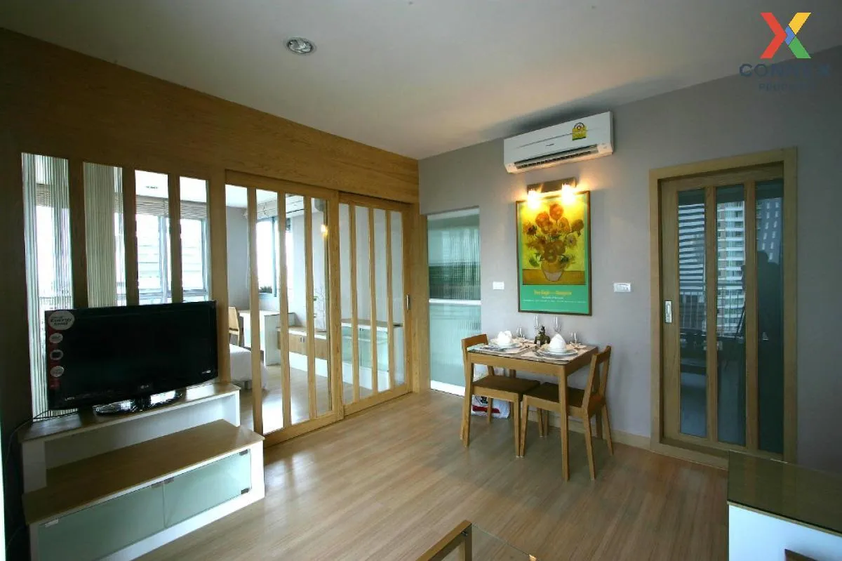 FOR RENT condo , Life @ Sathorn 10 , BTS-Chong Nonsi , Silom , Ba 2