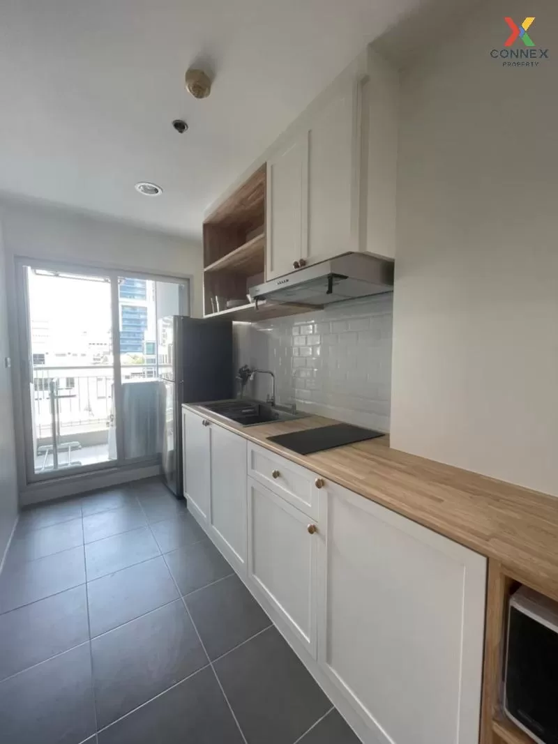 FOR RENT condo , Life @ Sathorn 10 , BTS-Chong Nonsi , Silom , Ba 4