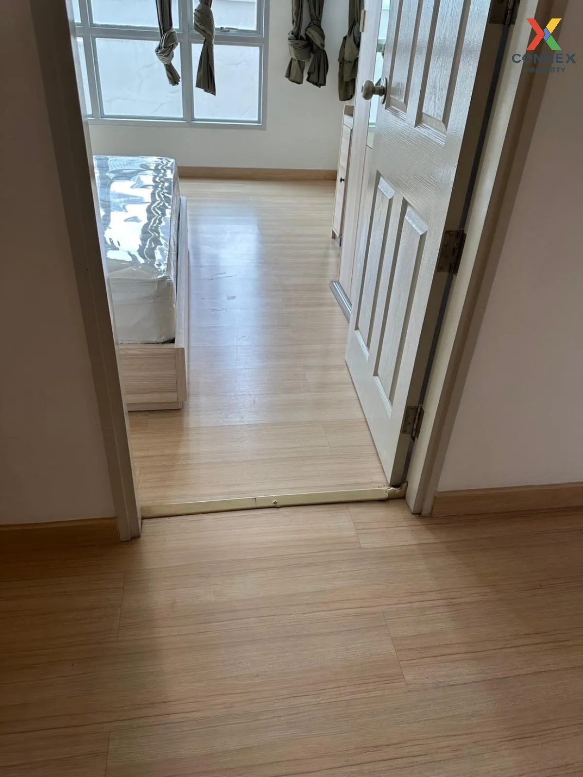 FOR RENT condo , Life @ Sathorn 10 , BTS-Chong Nonsi , Silom , Ba