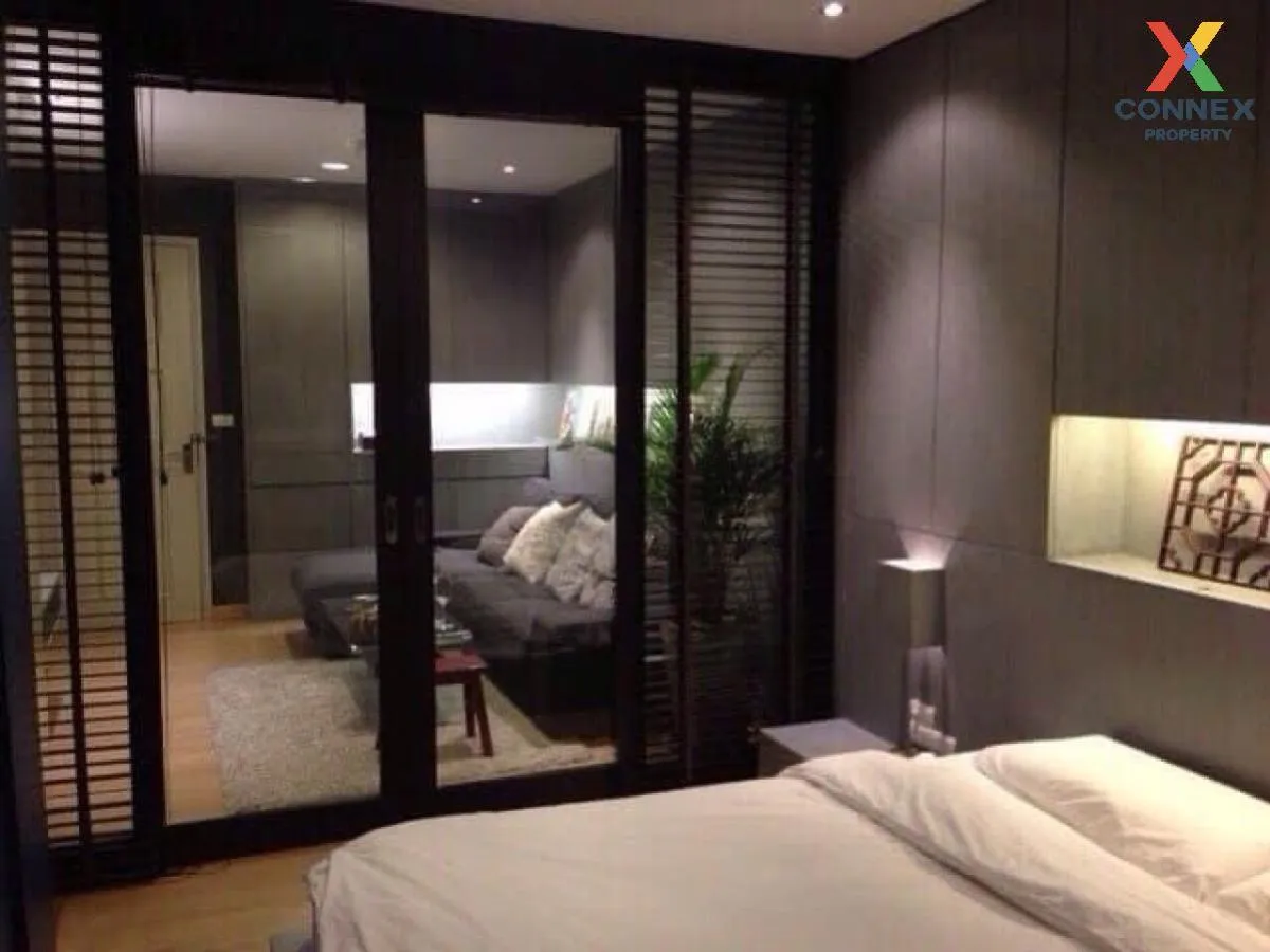 ขายคอนโด  ไลฟ์ แอท สาทร 10 BTS-ช่องนนทรี สีลม เขต บางรัก กรุงเทพ 